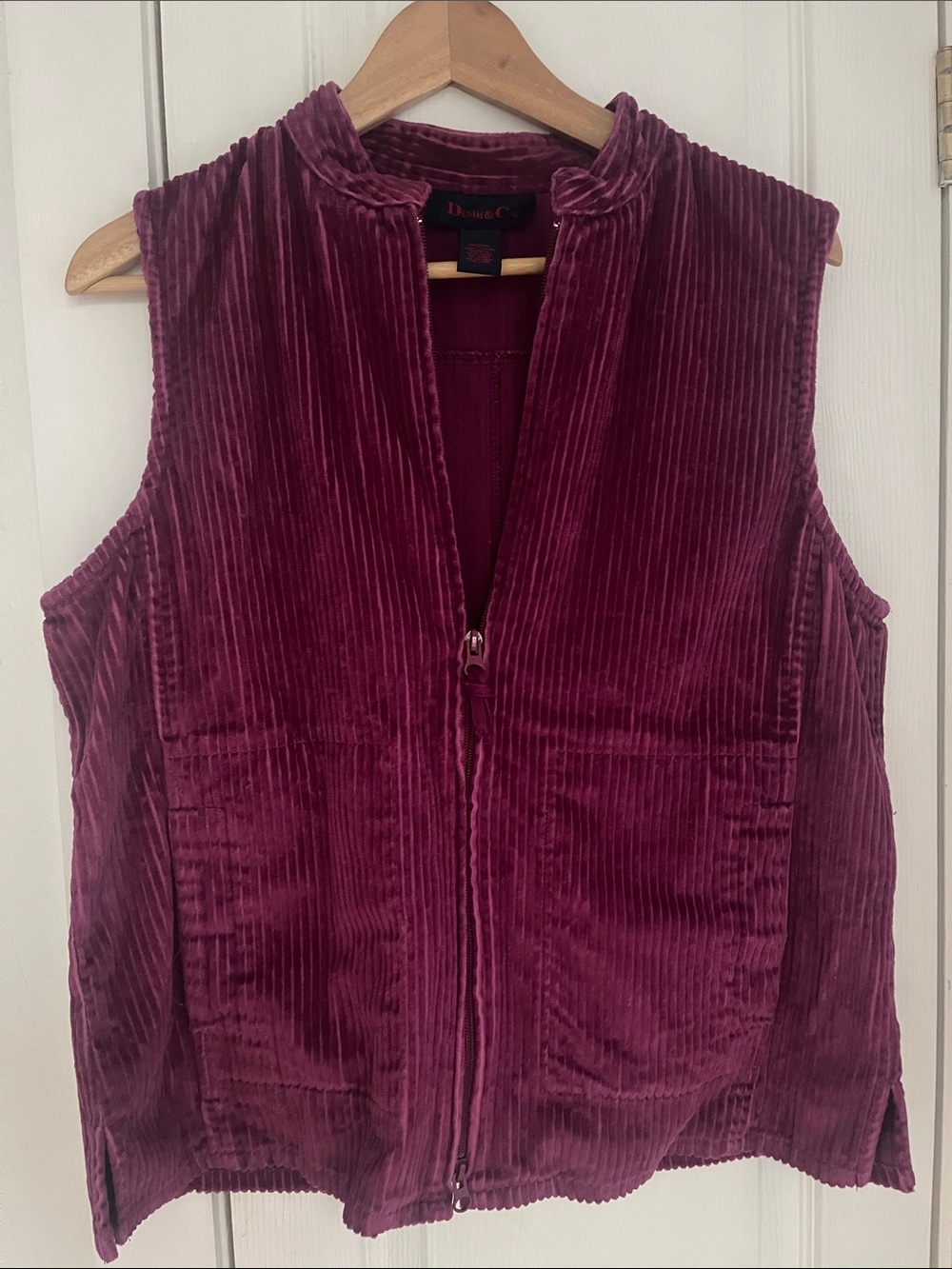 Denim and Co Y2K Burgundy Corduroy Zip Vest